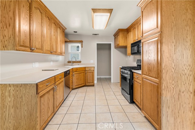 Detail Gallery Image 6 of 34 For 8734 Ouida Dr, Riverside,  CA 92503 - 4 Beds | 2 Baths