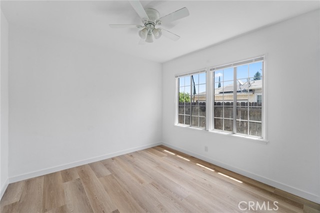 18656 Runnymede Street, Reseda CA: https://media.crmls.org/medias/fff2e5e9-9947-4cf7-9c7a-86af1da824ea.jpg
