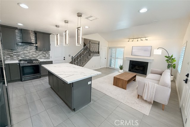 Detail Gallery Image 3 of 32 For 227 California St a,  Arcadia,  CA 91006 - 3 Beds | 2/1 Baths