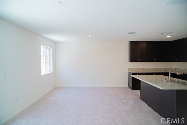 132 Ornelas Trail Lane, Merced CA: https://media.crmls.org/medias/fff62718-de29-44a5-8ec5-f4745a3d9c61.jpg