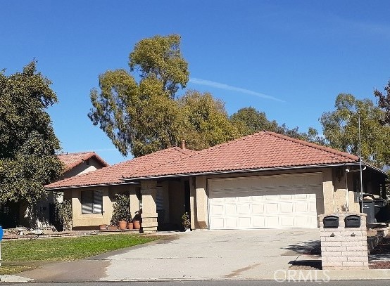1484 Pepper Tree Drive, Hemet CA: https://media.crmls.org/medias/fff682eb-d75b-4868-84d0-c49bc6c8b854.jpg