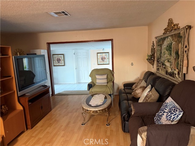 Detail Gallery Image 25 of 39 For 1439 W Kiama, Anaheim,  CA 92802 - 6 Beds | 2/1 Baths