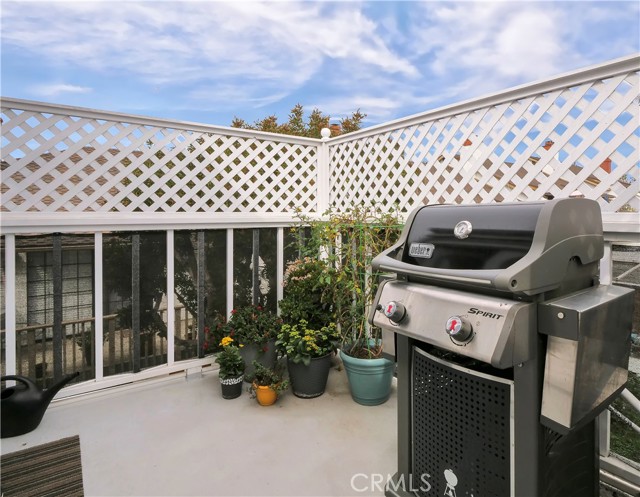 320 Catalina Avenue, Redondo Beach, California 90277, 2 Bedrooms Bedrooms, ,3 BathroomsBathrooms,Residential,Sold,Catalina,PV22020552