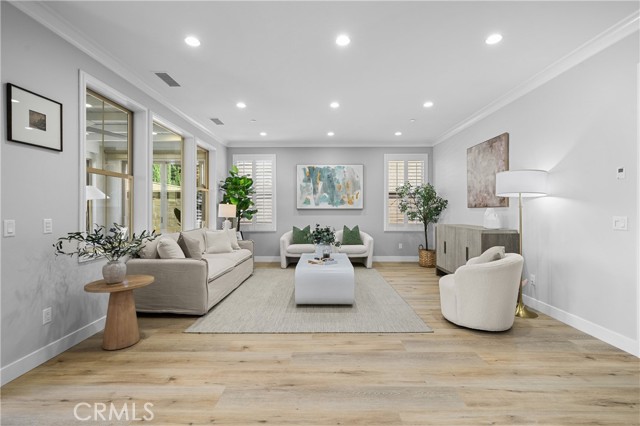 Detail Gallery Image 3 of 47 For 55 Parkdale, Irvine,  CA 92620 - 4 Beds | 4 Baths