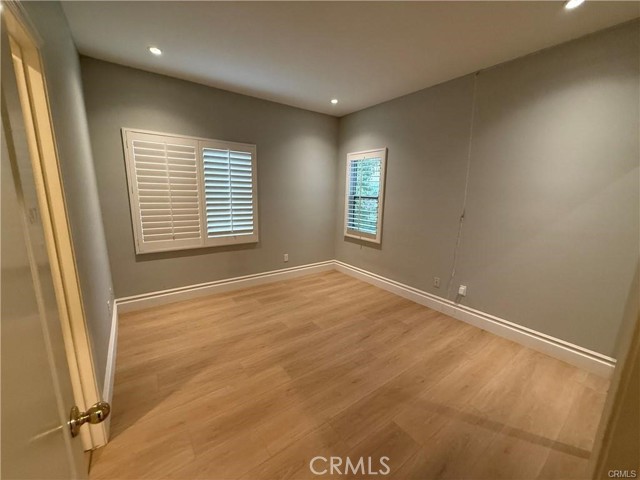 Detail Gallery Image 31 of 37 For 7248 Whitehall Ln, West Hills,  CA 91307 - 5 Beds | 4/1 Baths