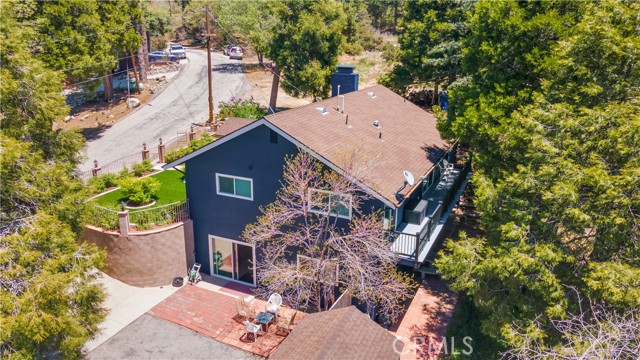 Detail Gallery Image 31 of 33 For 6031 Tripp Ln, Angelus Oaks,  CA 92305 - 4 Beds | 3/1 Baths