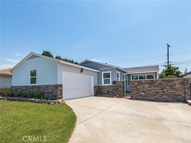 Detail Gallery Image 1 of 1 For 5330 W 141st St, Hawthorne,  CA 90250 - 3 Beds | 2 Baths