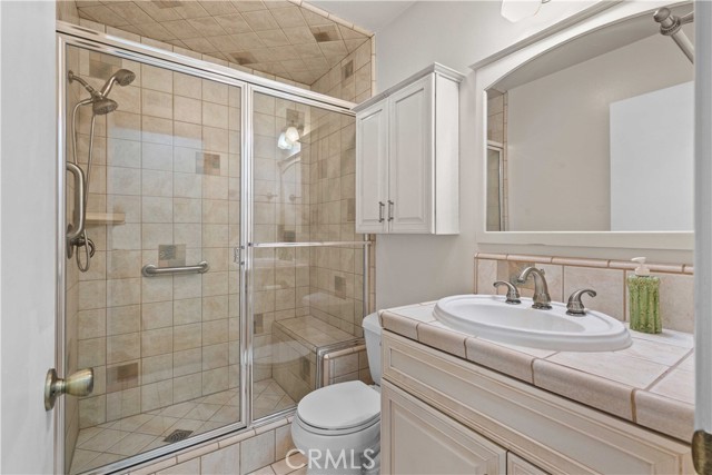 Detail Gallery Image 10 of 23 For 26013 Palomita Drive, Valencia,  CA 91355 - 2 Beds | 2 Baths