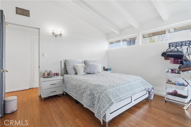 Detail Gallery Image 19 of 26 For 6141 Jumilla, Woodland Hills,  CA 91367 - 3 Beds | 2/1 Baths