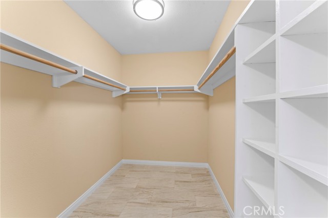 2095 Wetstone Court, Thousand Oaks CA: https://media.crmls.org/medias/fffb46a0-5124-4bc4-9832-5258f0044160.jpg