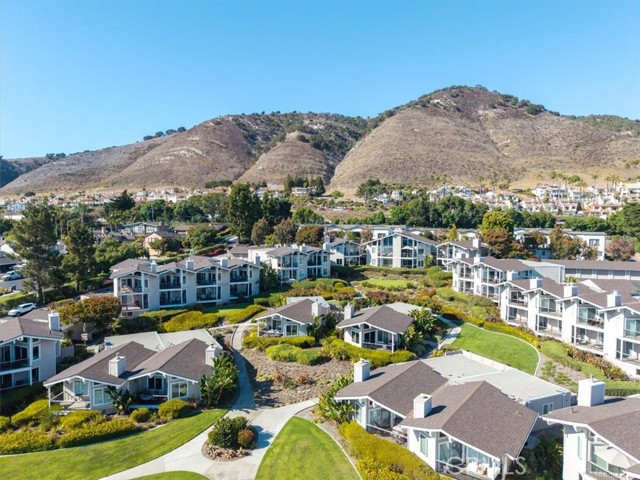 Detail Gallery Image 40 of 41 For 2251 Shell Beach Rd #19,  Pismo Beach,  CA 93449 - 2 Beds | 2 Baths
