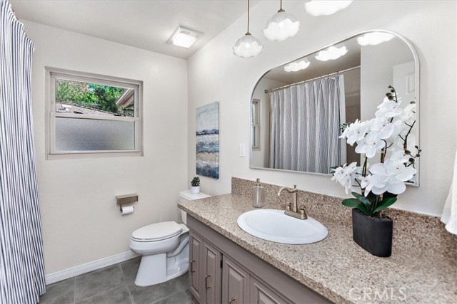 20949 Ambushers Street photo 16