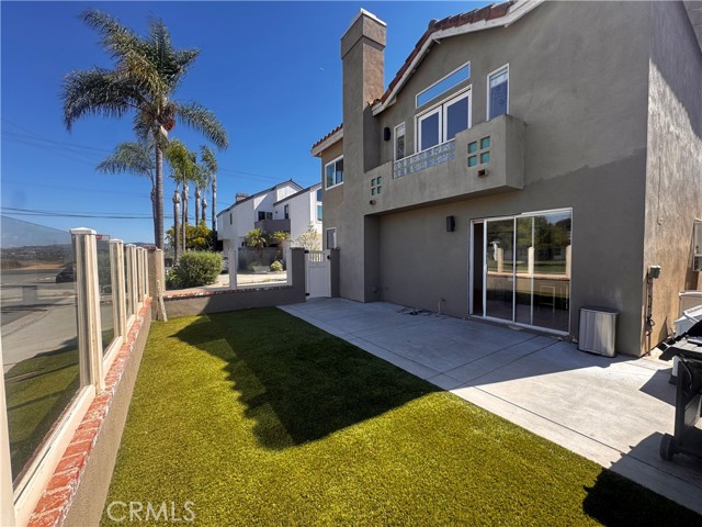 Detail Gallery Image 29 of 29 For 379 Monte Vista Ave a,  Costa Mesa,  CA 92627 - 4 Beds | 2/1 Baths