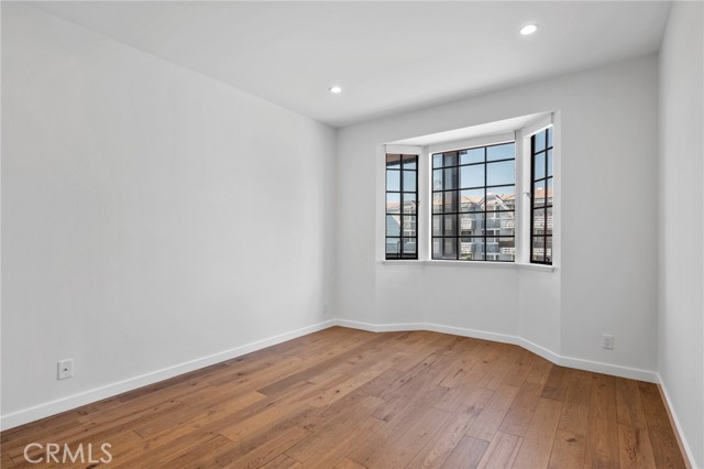 Detail Gallery Image 20 of 28 For 311 Bora Bora #213,  Marina Del Rey,  CA 90292 - 3 Beds | 2 Baths