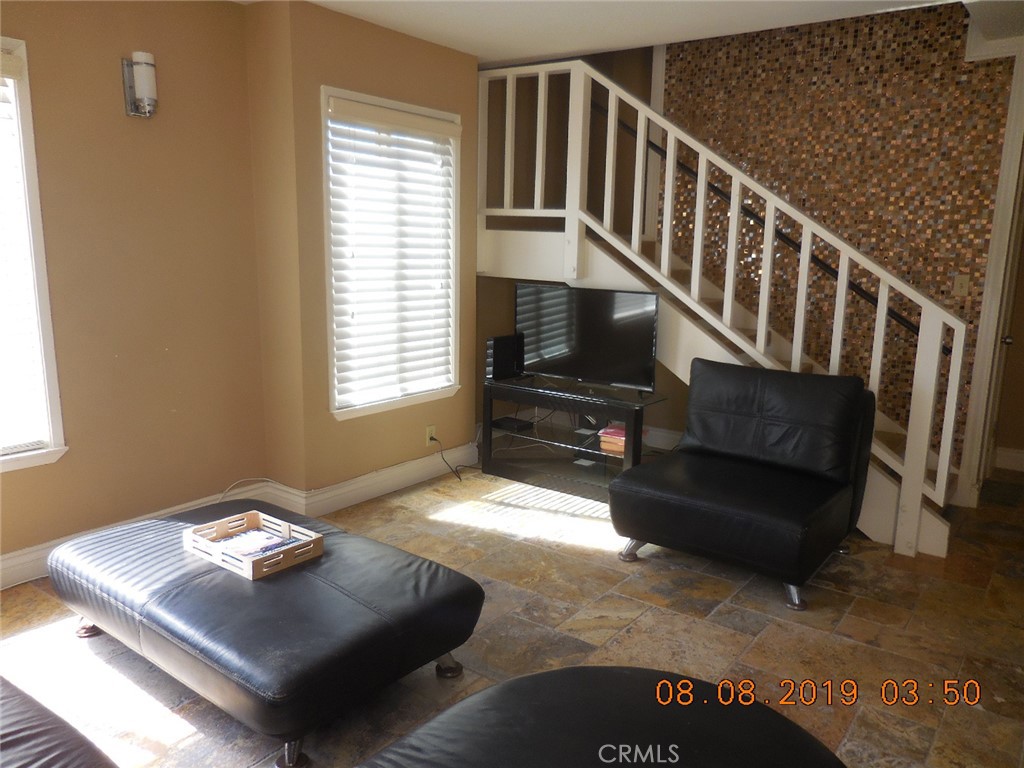 MLS #OC24100966 img 1