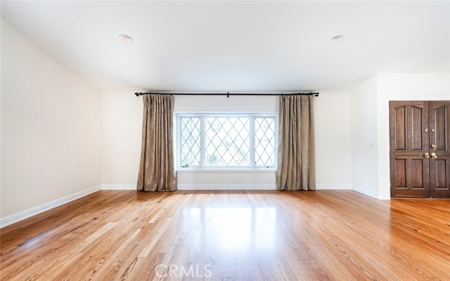Detail Gallery Image 7 of 42 For 18337 Chatham Ln, Porter Ranch,  CA 91326 - 4 Beds | 2/1 Baths