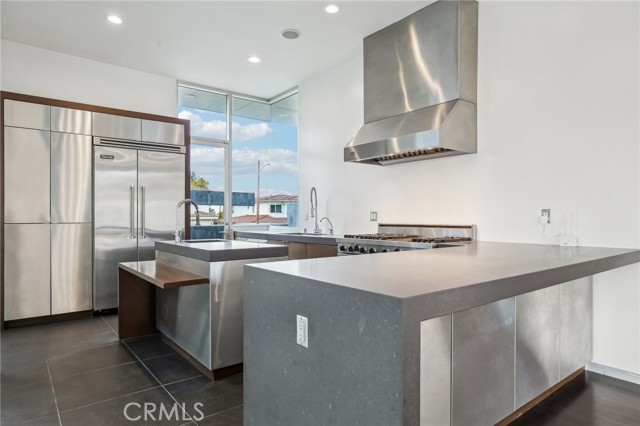 Detail Gallery Image 7 of 66 For 5251 Zakon Rd, Torrance,  CA 90505 - 4 Beds | 4 Baths