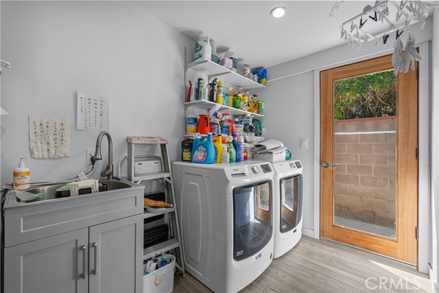 Detail Gallery Image 13 of 44 For 9600 Amboy Ave, Pacoima,  CA 91331 - 7 Beds | 6 Baths