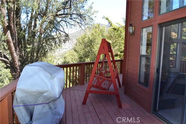 Detail Gallery Image 19 of 52 For 14001 Yellowstone Dr, Pine Mountain Club,  CA 93225 - 3 Beds | 3/1 Baths