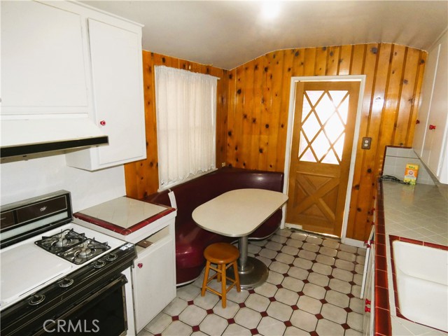 6935 Ranchito Avenue photo 2