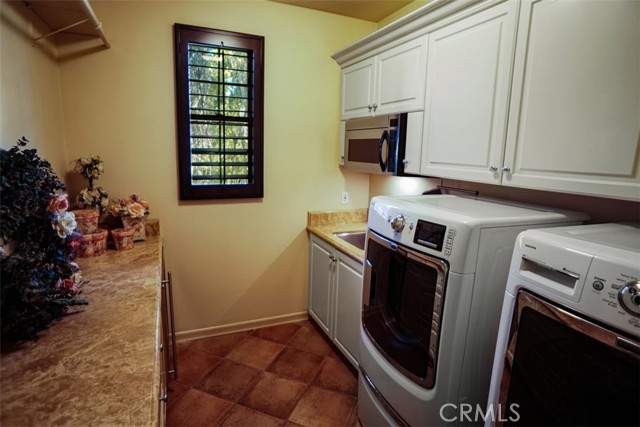 Upstairs Laundry w/Fridge and Microwave