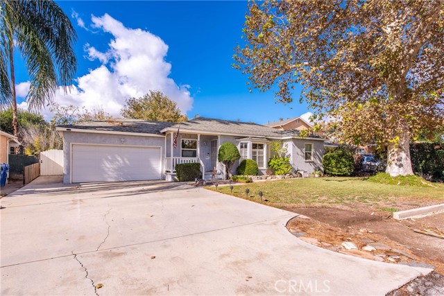8427 Aura Avenue photo 3