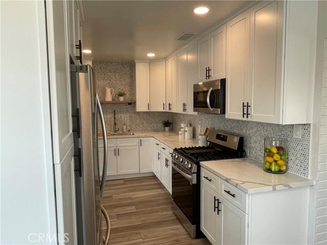 2804 Spreckels Lane, Redondo Beach, California 90278, 3 Bedrooms Bedrooms, ,2 BathroomsBathrooms,Residential,Sold,Spreckels,SR22112811