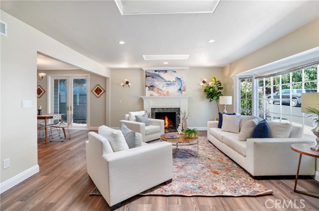 4756 Excelente Drive photo 4