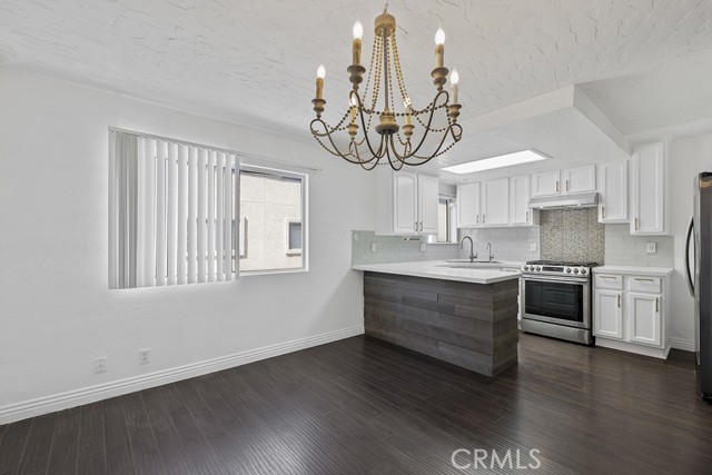 10215 Variel Avenue #8, Chatsworth, CA, 91311 10215 Variel Avenue #8, Chatsworth, CA, 91311