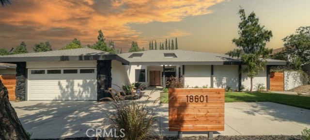 18601 Citronia Street photo 1