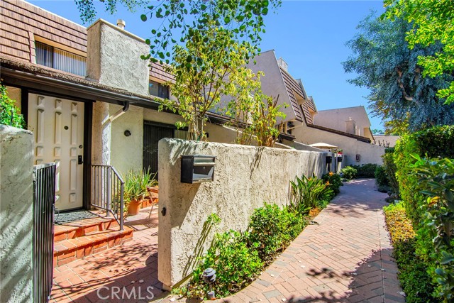 6258 Nita Avenue photo 1