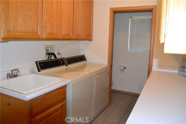 Detail Gallery Image 8 of 52 For 14001 Yellowstone Dr, Pine Mountain Club,  CA 93225 - 3 Beds | 3/1 Baths