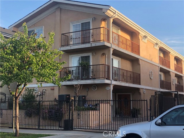 Photo of 1614 W 207th Street #2, Torrance, CA 90501