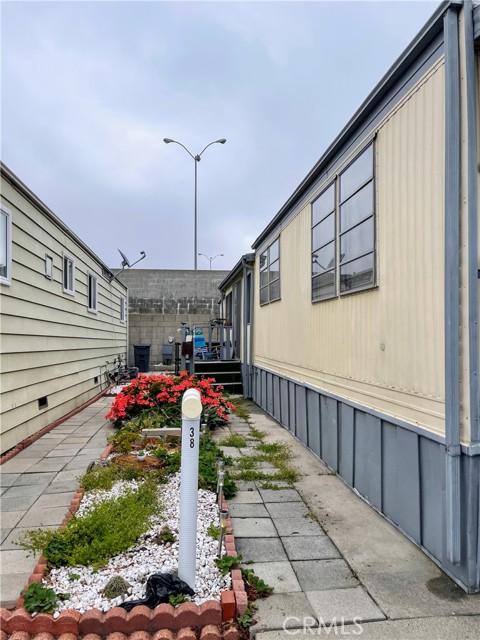 8100 Foothill Boulevard, 38 photo 4