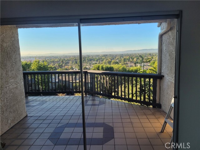 15648 Hillview Lane, 16 photo 4