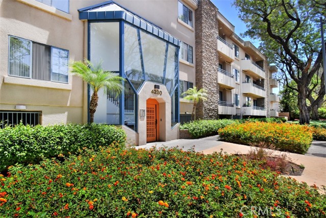 Image 2 for 4230 Stansbury Ave #201, Sherman Oaks, CA 91423
