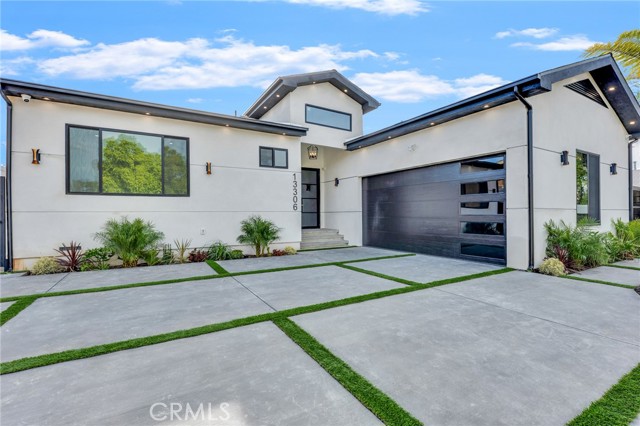 MLS# SR23006368
