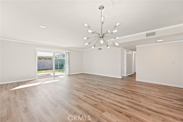 2102 Waldo Street photo 8