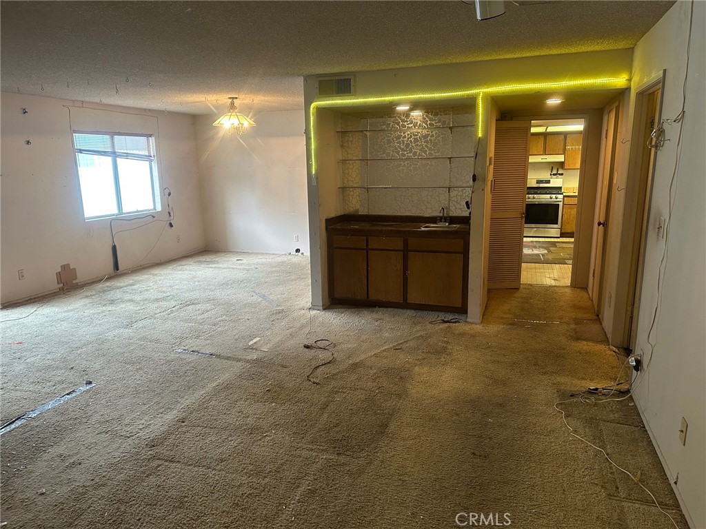 8801 Cedros Avenue 7, Panorama City, CA 91402