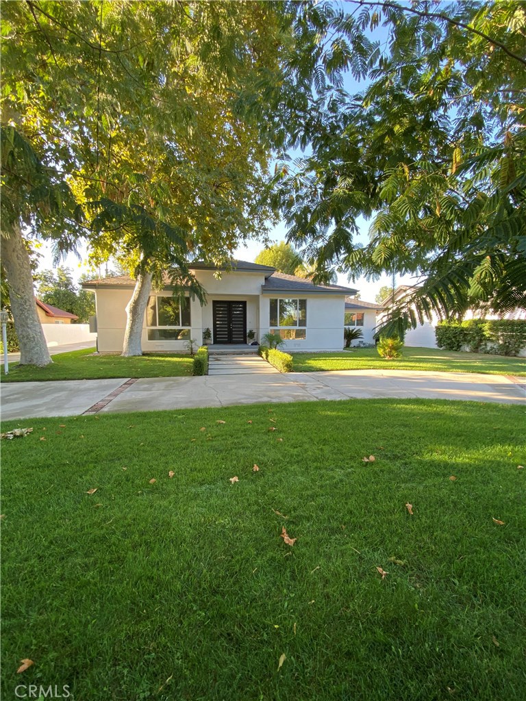 Photo of 22904 CALVERT Street, Woodland Hills, CA 91367