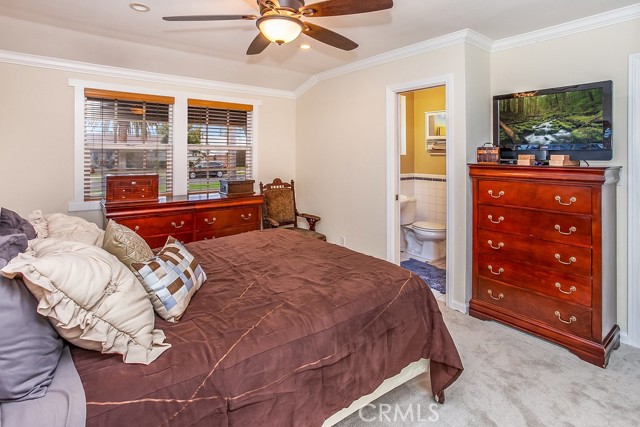 21007 Strathern Street, Canoga Park (los Angeles), CA, 91304 21007 Strathern Street, Canoga Park (los Angeles), CA, 91304