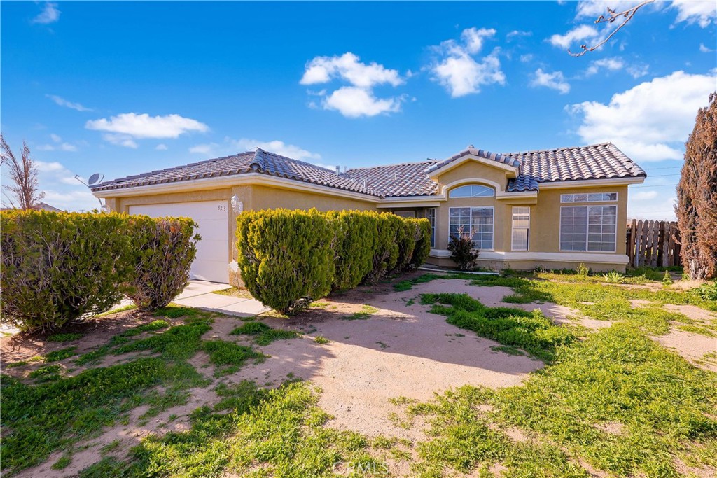 8213 Lime Avenue, California City, CA 93505