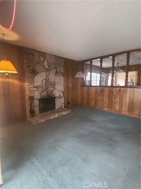 18140 Eccles Street photo 2