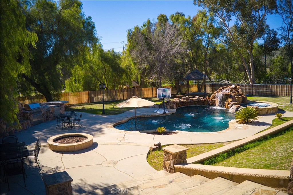 30430 Byfield Road, Castaic, CA 91384