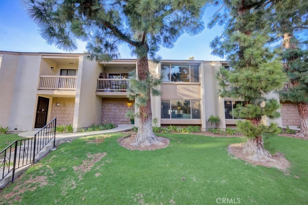 1131 Badger Circle, Ventura, CA 93003