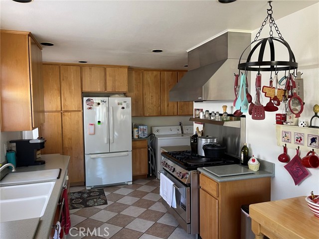 6217 Jackie Avenue photo 4