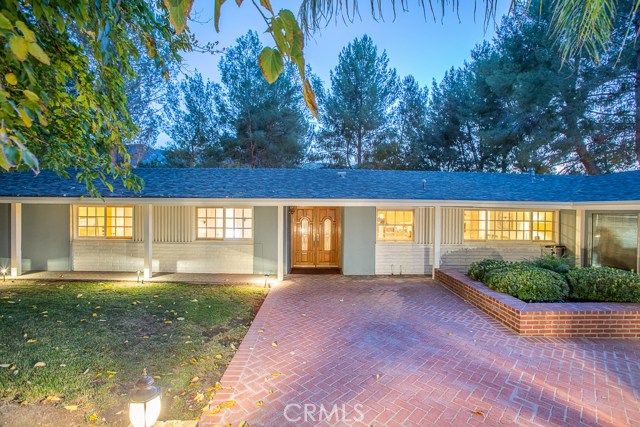 Photo of 15857 Beaver Run Road, Canyon Country, CA 91387