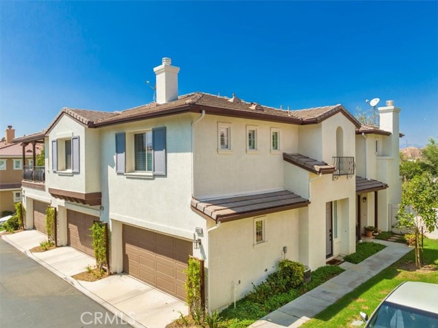Detail Gallery Image 1 of 1 For 28027 Serra Ln, Valencia,  CA 91355 - 2 Beds | 2 Baths