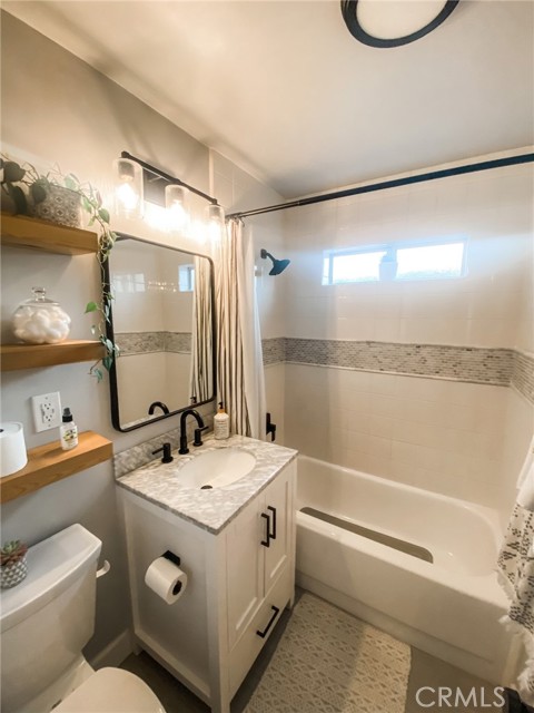 2251 Rosecrans Street photo 8