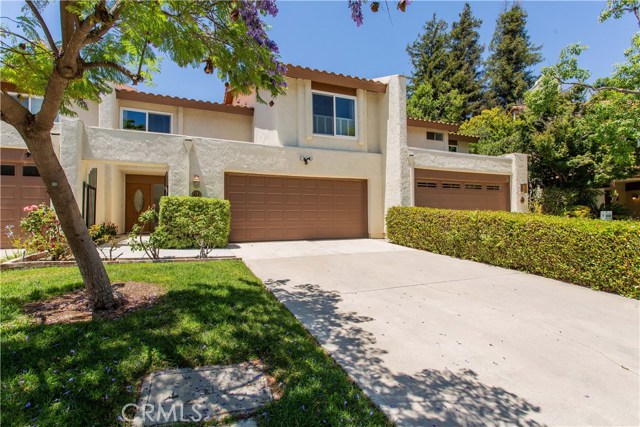 Photo of 611 Racquet Club Lane, Thousand Oaks, CA 91360